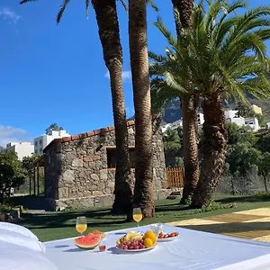https://finca-aquilino-y-carmen.in-canary-islands.com
